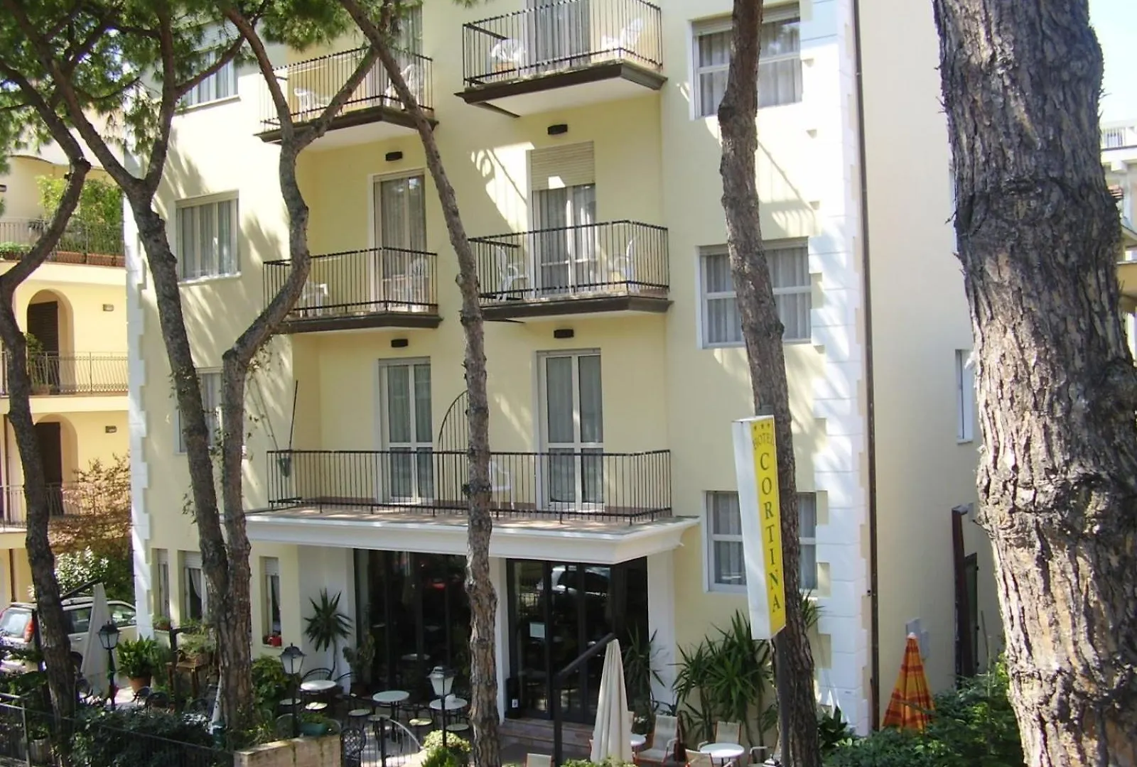 Hotel Cortina 3*, Rimini