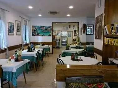 Hotel Cortina Rimini 3*,  Italia